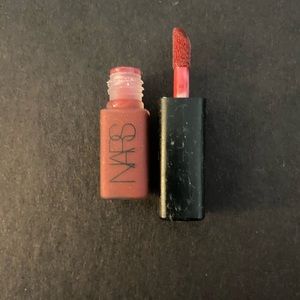 Nars lipgloss in shade ROSE GITANE
